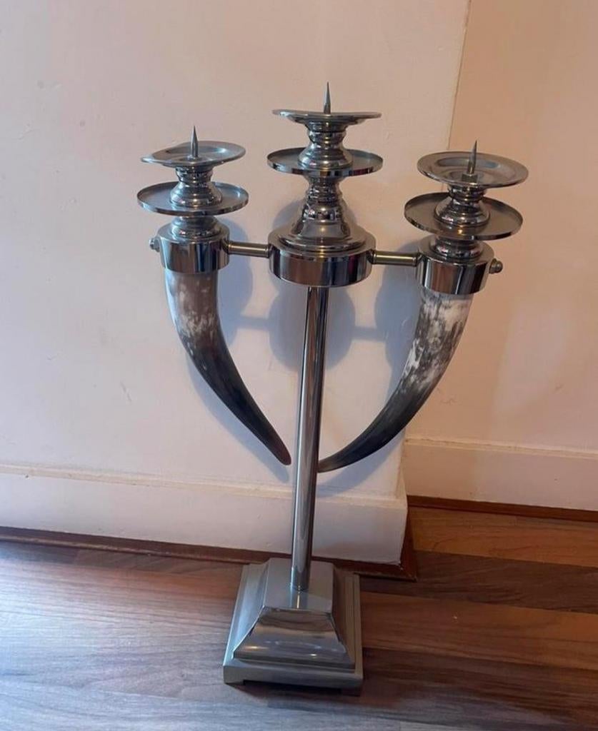 Mooie metalen kandelaar., Gebruikt, Ophalen of Verzenden, Metaal, Grijs