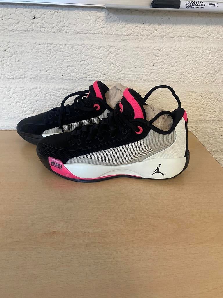 Jordan Luka 77, Ophalen, Nieuw, Schoenen