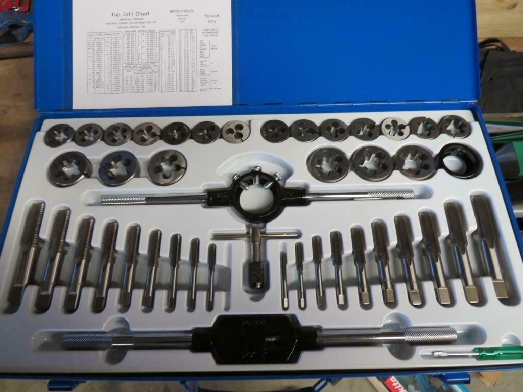 tappenset tapset metrisch 45 delig in koffer nieuw, Ophalen of Verzenden, Nieuw