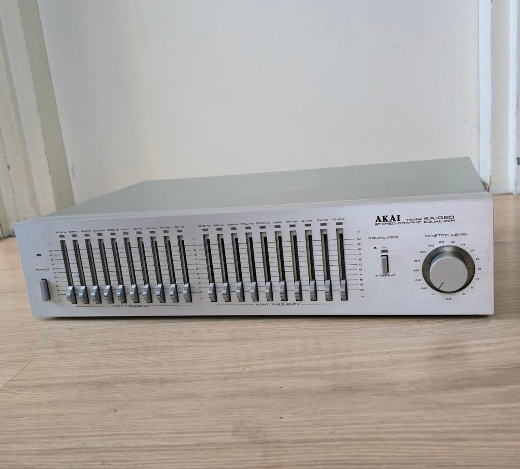 Akai EA-G80 Stereo Graphic Equalizer, Audio, Tv en Foto, Versterkers en Receivers, Overige merken, Gebruikt, Ophalen of Verzenden