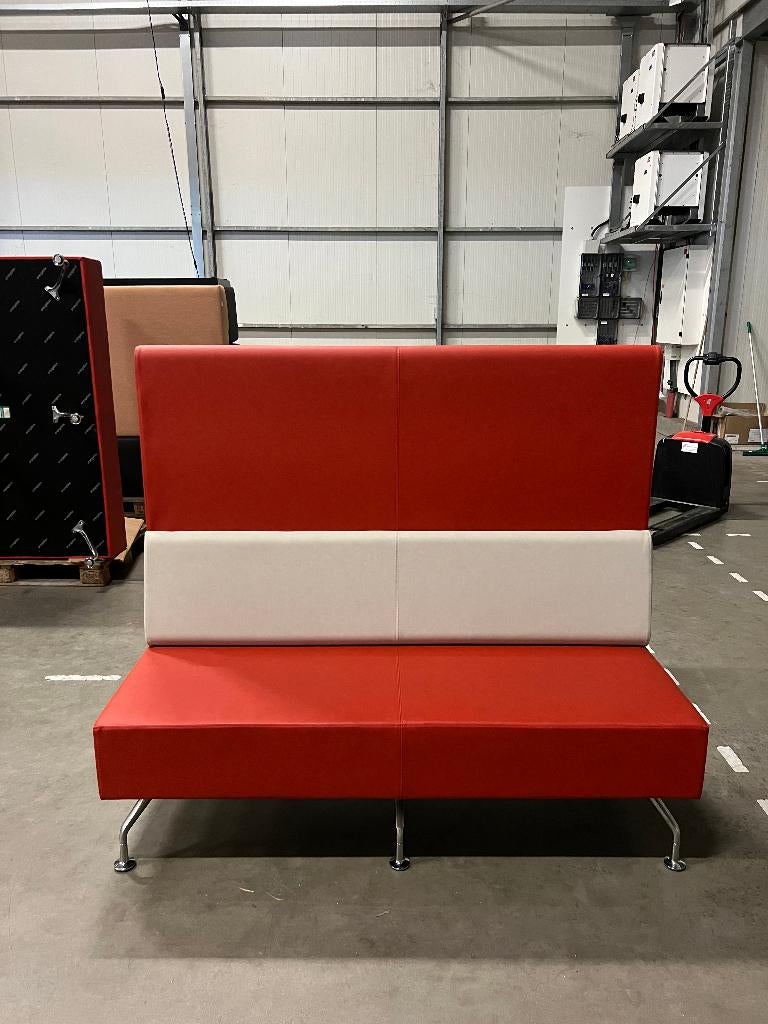 Orangebox Treinbank / wachtkamerbank / eetbank, 2 st, Huis en Inrichting, Banken | Bankstellen, Gebruikt, Minder dan 75 cm, 150 tot 200 cm