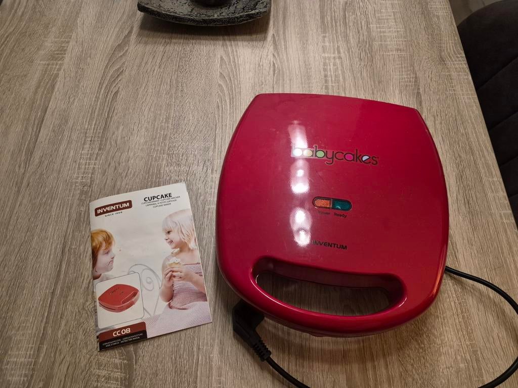 Babycakes Cupcake Maker - In goede staat!, Ophalen, Uitneembare platen, Zo goed als nieuw