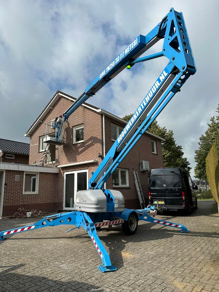 Te huur: 17 meter Genie TMZ50/30 aanhanger hoogwerker, Ophalen