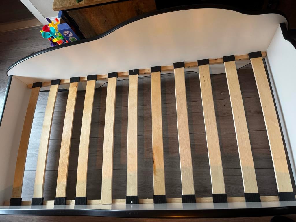 Jongens bed, Ophalen, Gebruikt, Eenpersoons, Hout
