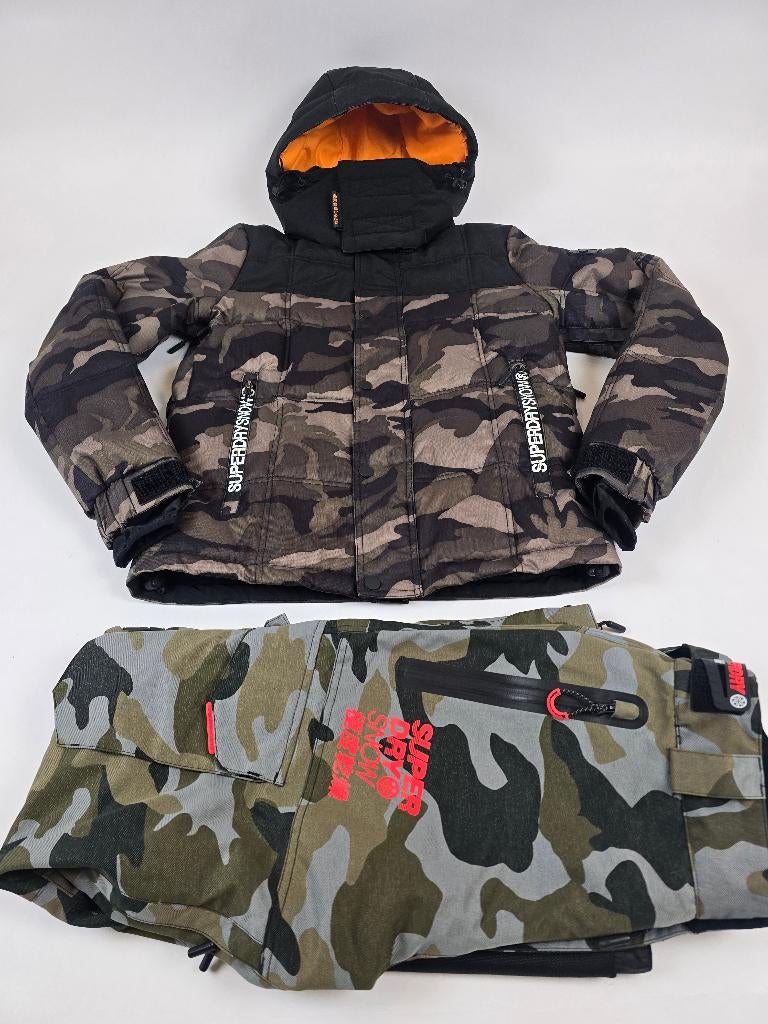 Superdry Camo Ski Snowboard Pak Heren M, Ophalen of Verzenden, Gedragen, Maat 48/50 (M), Pak