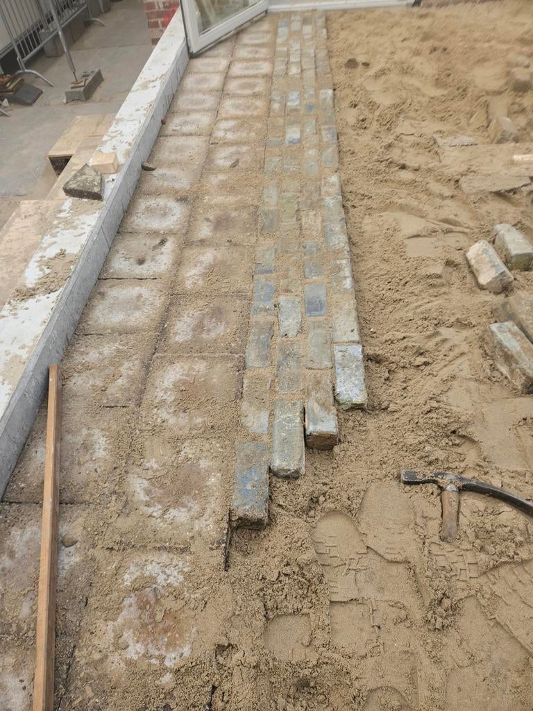 Stratenmaker alphenier. Hovenier aangeboden, Gebruikt, Klinkers, Ophalen of Verzenden, Minder dan 5 m²