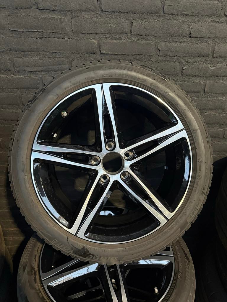 Mercedes Benz A klasse winterset, Auto-onderdelen, Ophalen, 18 inch, Gebruikt, Banden en Velgen
