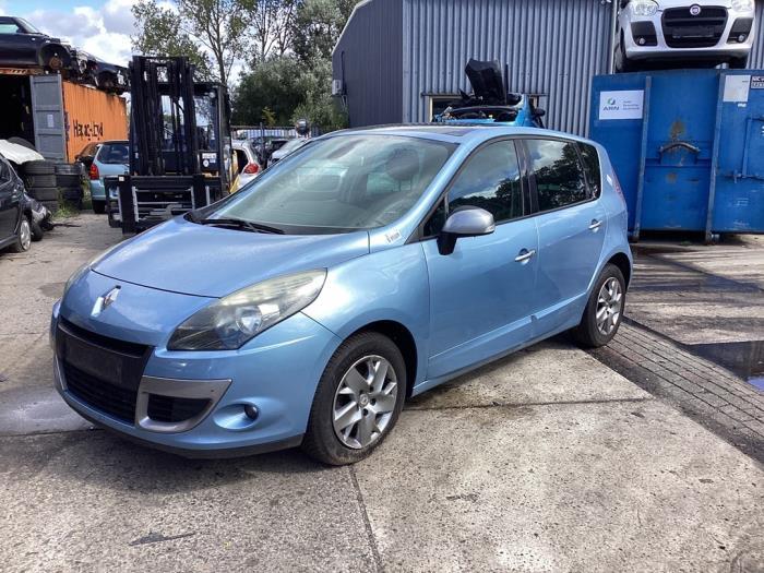 Uitlaat (compleet) van een Renault Scenic, Auto-onderdelen, Gebruikt, -, Renault, -