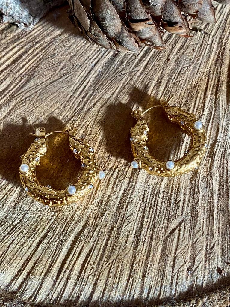 Elegante goldplated hoops, Hangers, Nieuw, Ophalen of Verzenden, Goud