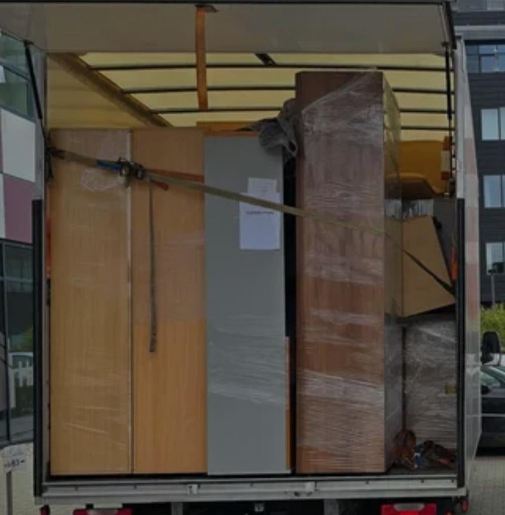 Foto 10 van Chauffeur met bus- Direct beschikbaar