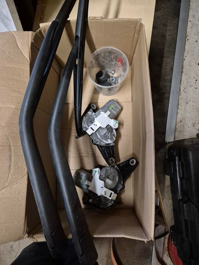 trafic/vivaro ruitenwisser motoren achterdeuren, Ophalen of Verzenden
