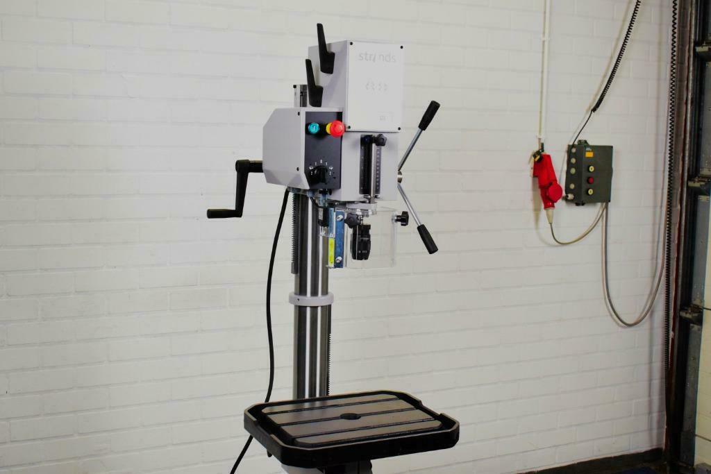 Strands S25 kolomboormachine tandwielgeschakeld, Ophalen, Info@dimatech.nl, 600 watt of meer, Variabele snelheid