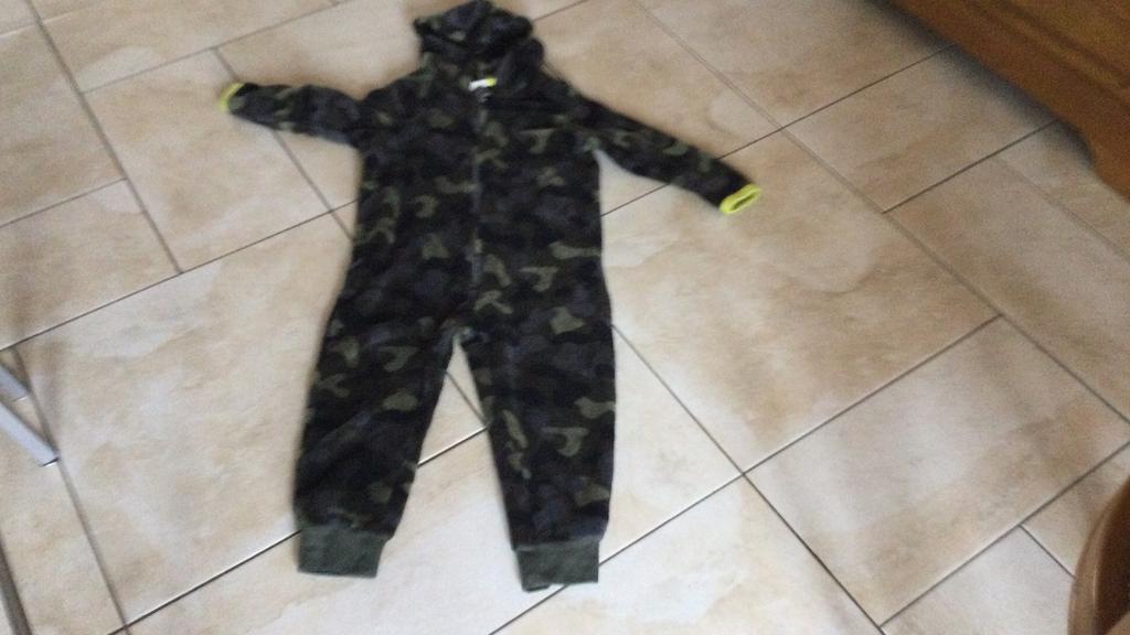 Huispak/Onesie lekkerwarm maat 110/116, Ophalen of Verzenden, Zo goed als nieuw, 110 t/m 116, Jongen of Meisje