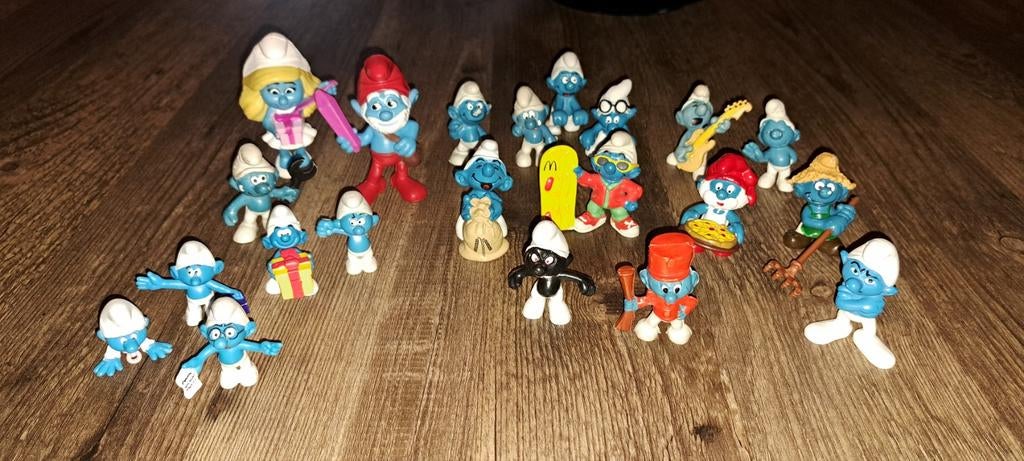 Leuke set smurfen. 21 stuks., Verzamelen, Ophalen of Verzenden, Zo goed als nieuw, Verschillende Smurfen