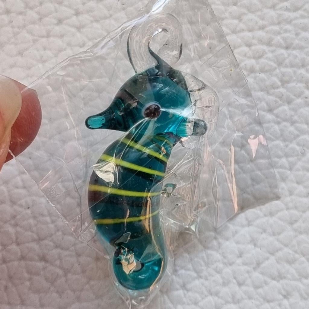 Hanger glas bedel zeepaardje glazen zeepaard glass pendant, Verzenden, Nieuw, Glas of Kristal