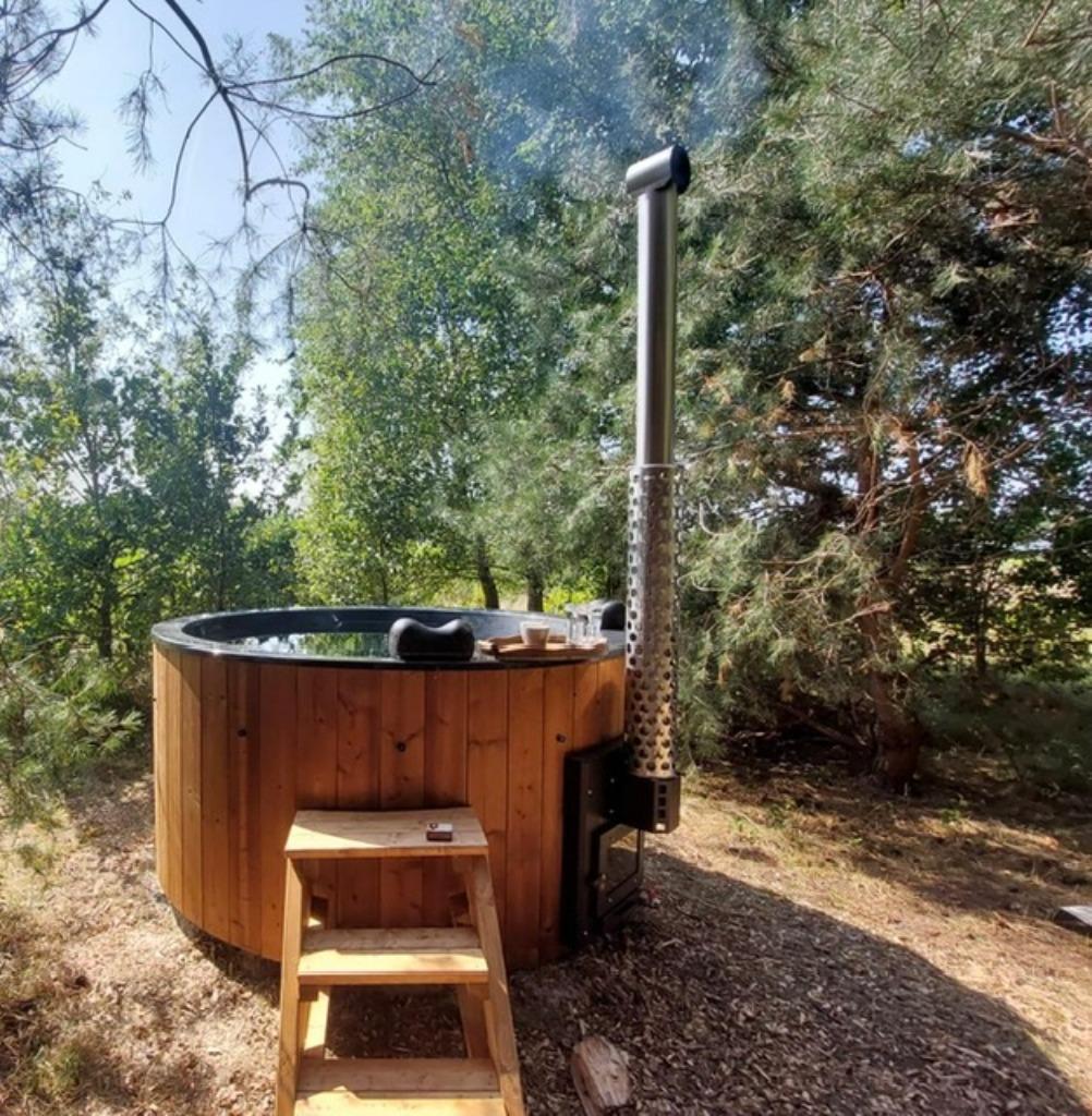 Hottub met interne of externe kachel, Ophalen, Nieuw, Trap, Vast