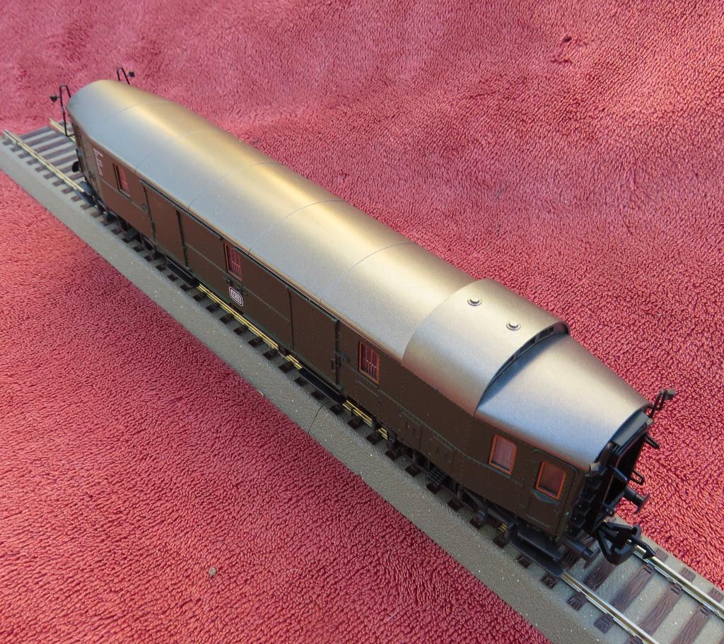Roco 4220S, DB bagagerijtuig (Hechtwagen), Gelijkstroom, Wagon, Ophalen of Verzenden, Zo goed als nieuw