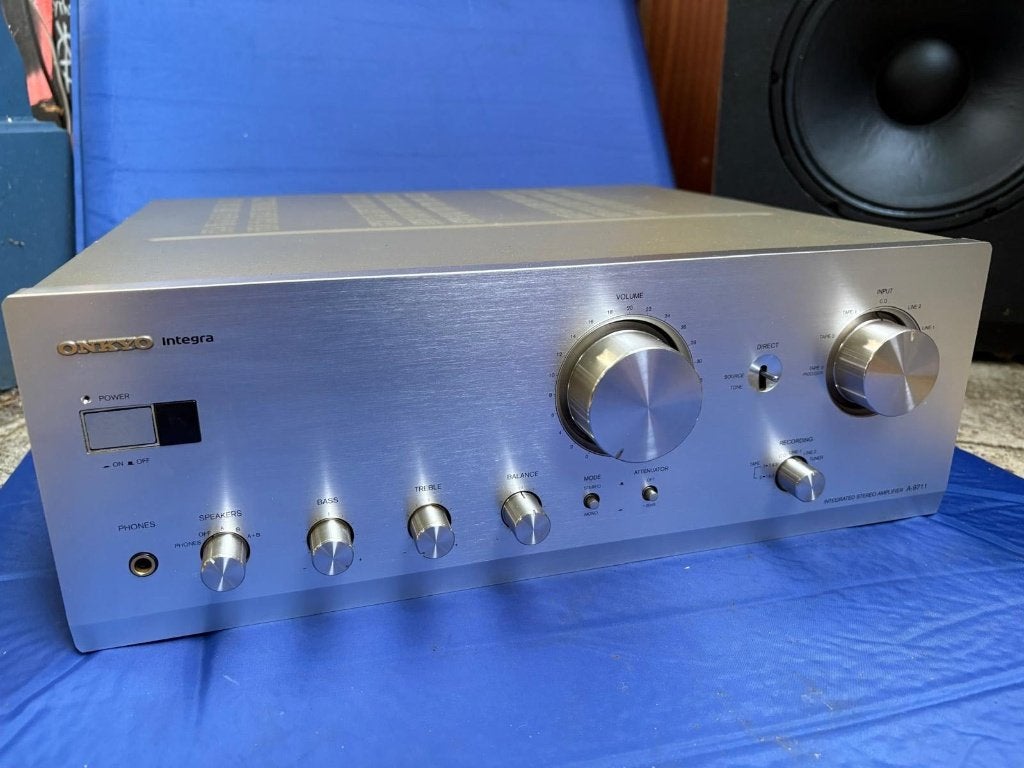 Mooie Onkyo Integra A-9711 versterker in perfecte staat, Audio, Tv en Foto, Versterkers en Receivers, Ophalen of Verzenden, Zo goed als nieuw