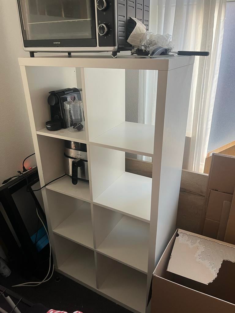 IKEA Kallax kast met 8 vakken - Gratis, Huis en Inrichting, Kasten | Boekenkasten, Ophalen, 50 tot 100 cm, Zo goed als nieuw, Minder dan 100 cm