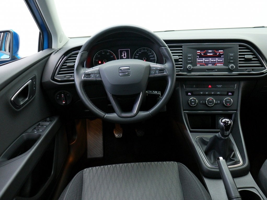 SEAT Leon 1.2 TSI Style | All-season-banden | Complete histo, Voorwielaandrijving, Stof, Gebruikt, 4 cilinders