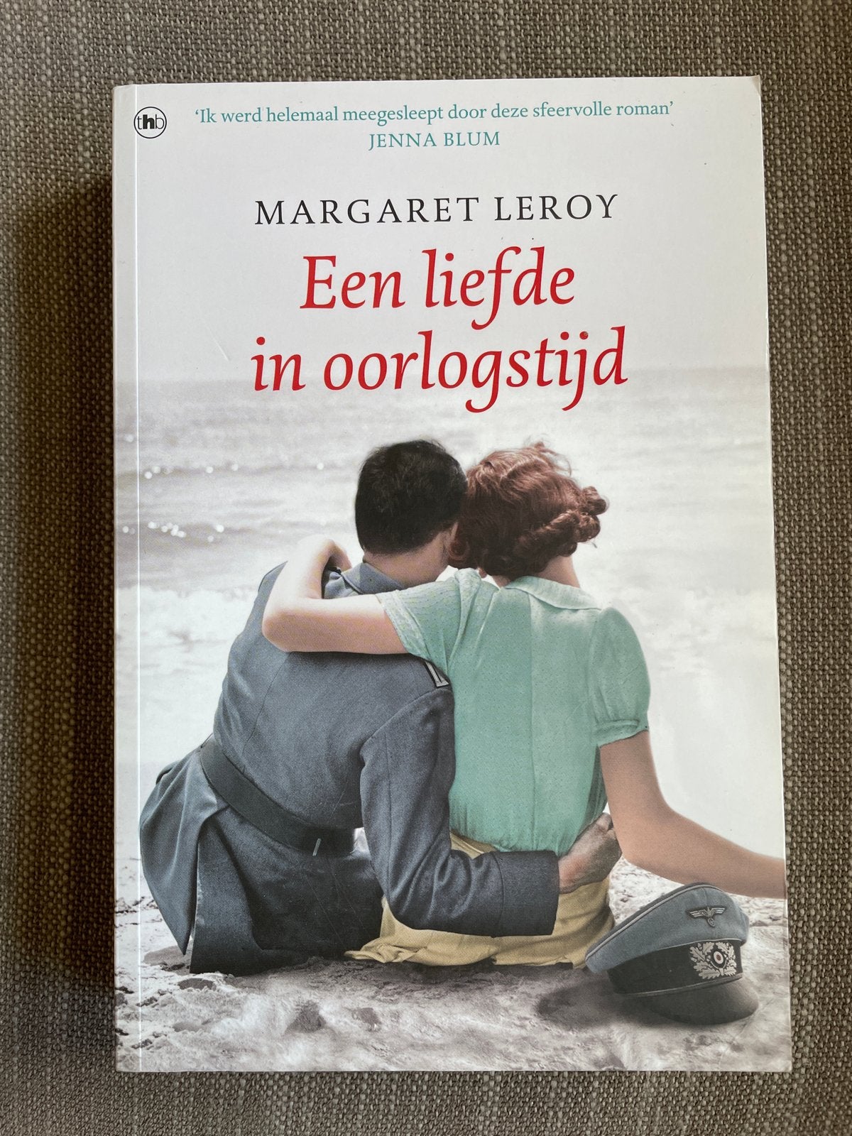 Margaret Leroy - Een liefde in oorlogstijd, Ophalen of Verzenden, Zo goed als nieuw, Margaret Leroy