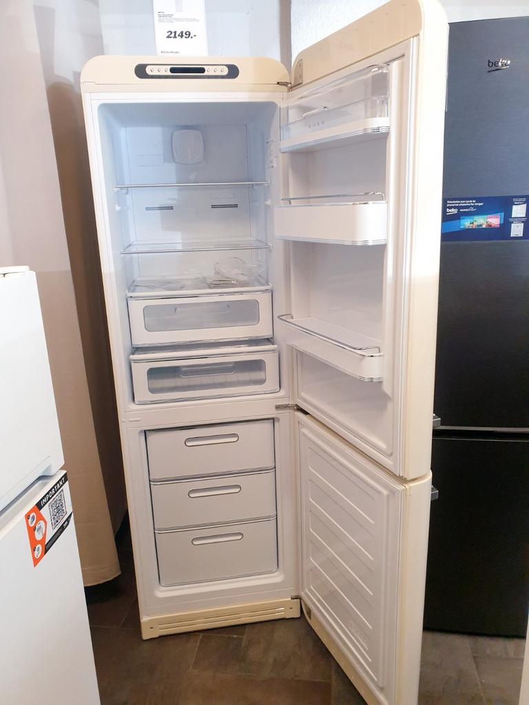 Smeg koel-vriescombinatie crème✅ Direct op voorraad? Nieuw, 200 liter of meer, 60 cm of meer, Met aparte vriezer, Nieuw