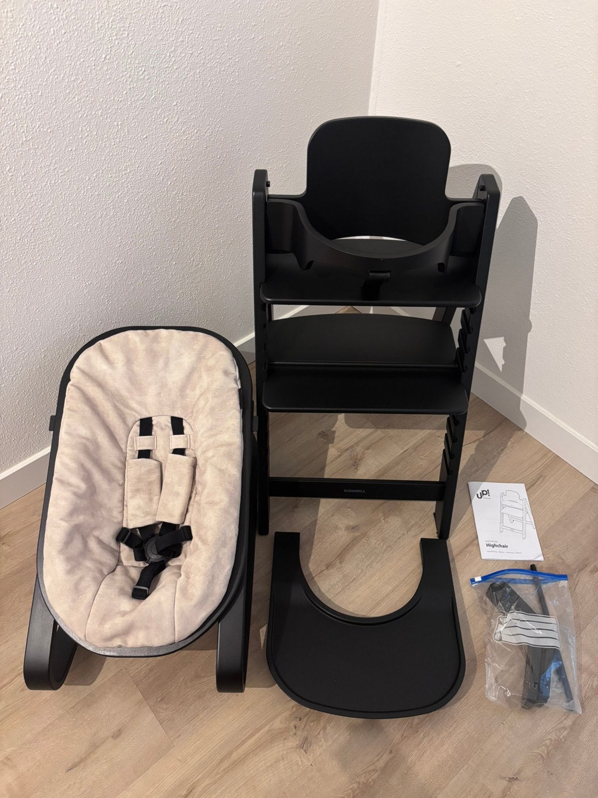 Kidsmill kinderstoel zwart incl baby, newbornset en wipper, Kinderen en Baby's, Ophalen, Gebruikt