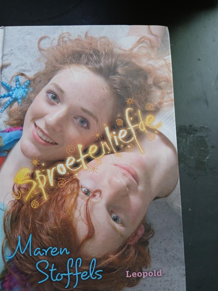 4 Tiener boeken Maren Stoffels, Ophalen