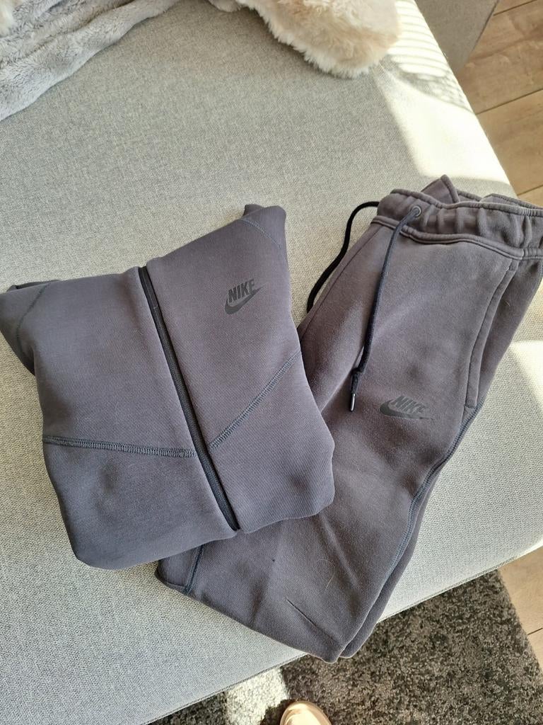 Nike fleece tech set xs, Ophalen of Verzenden, Nieuw