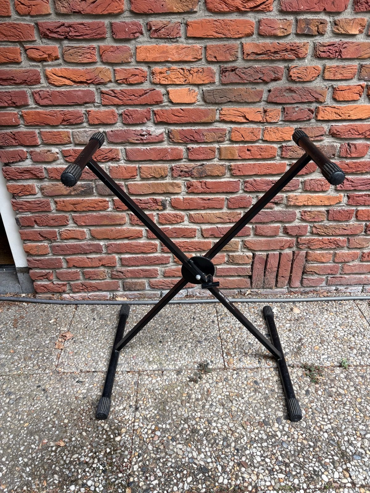Quik Lok Keyboardstandaard - Zwart, Gebruikt, Ophalen, Gebruikt, Instrumentstandaard, Keyboard of Synthesizer