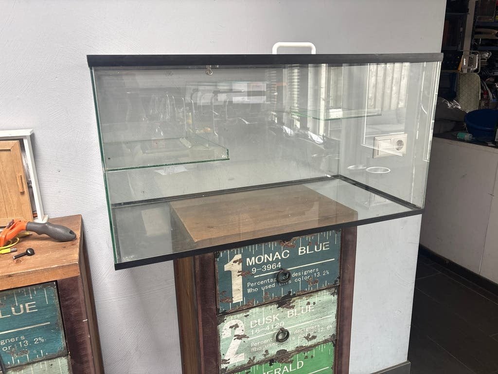 Terrarium, Ophalen