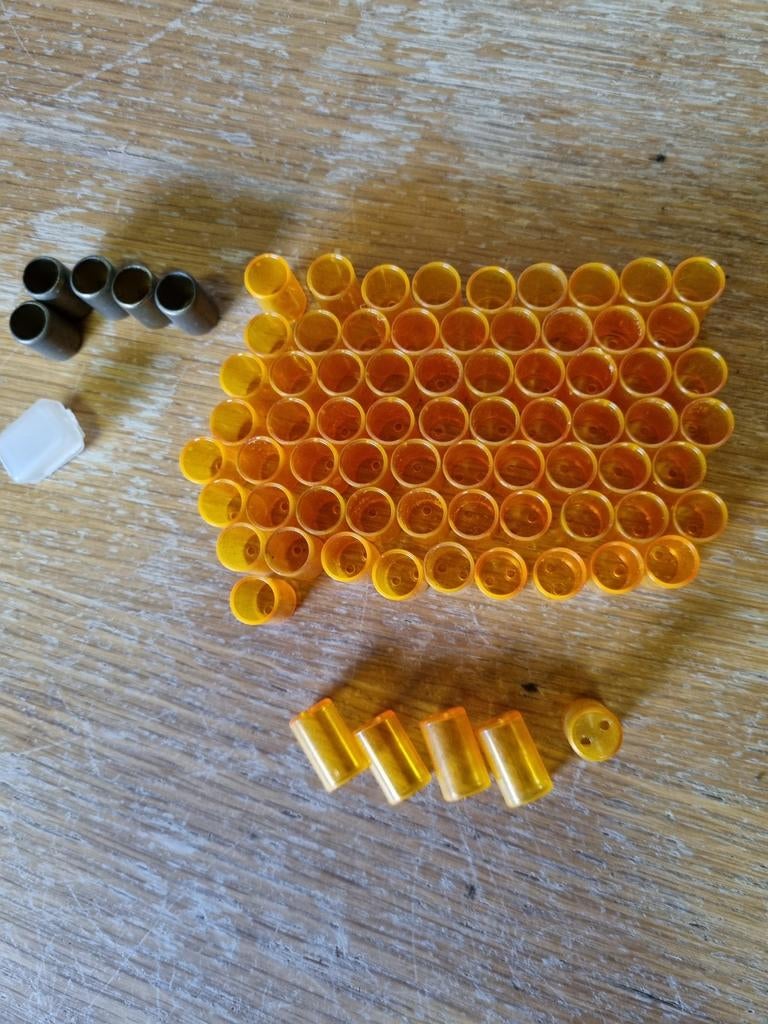 Duivenklok , busjes voor gummi ringen om te klokken., Dieren en Toebehoren, Vogels | Duiven, Meerdere dieren, Postduif