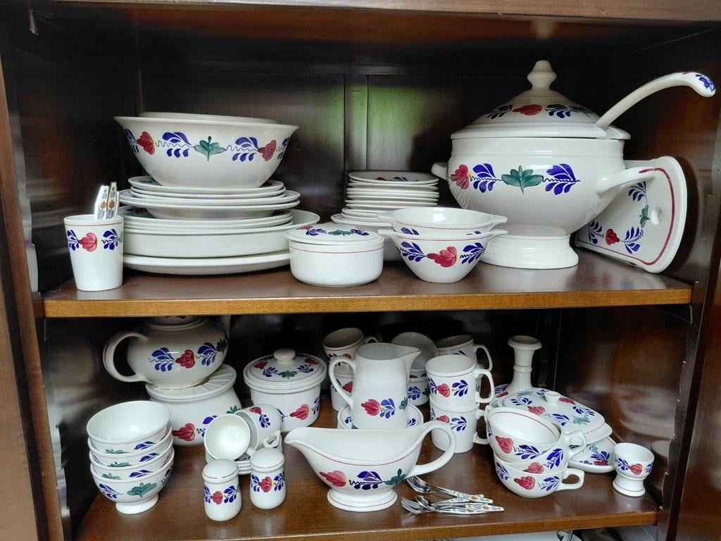 Prachtig Boerenbont Servies  90 stuks, Ophalen, Zo goed als nieuw, Bord(en), Aardewerk