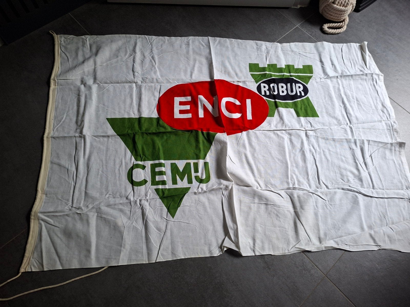 vlag enci cemij robur, Ophalen of Verzenden, Zo goed als nieuw, Reclamebord