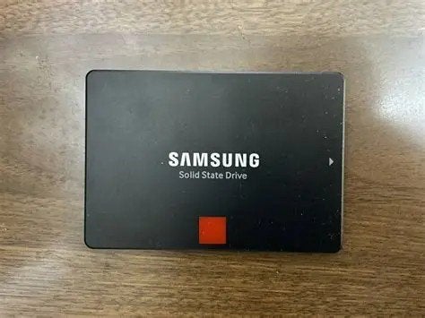 Samsung 860 dct ssd 3.84tb mz7lh3t8hmlt, Ophalen of Verzenden, Zo goed als nieuw, Laptop