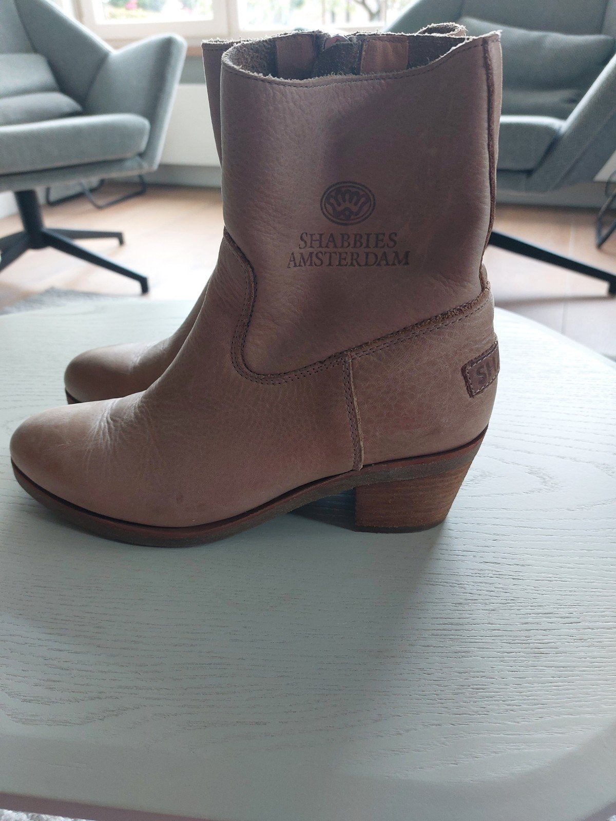nette beige shabbies mt 39, Shabbies, Beige, Lage of Enkellaarzen, Ophalen of Verzenden