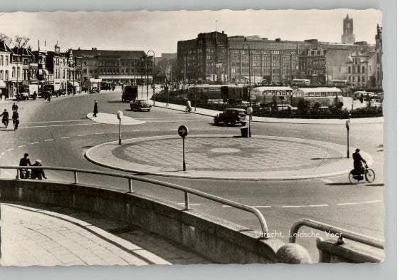 Utrecht Leidsche Veer  busstation en Jaarbeurs uitg Hema