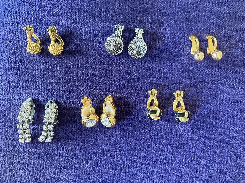 Diverse sieraden/ hangertjes oorclips e.a., Overige materialen, Hangers, Overige kleuren, Ophalen of Verzenden