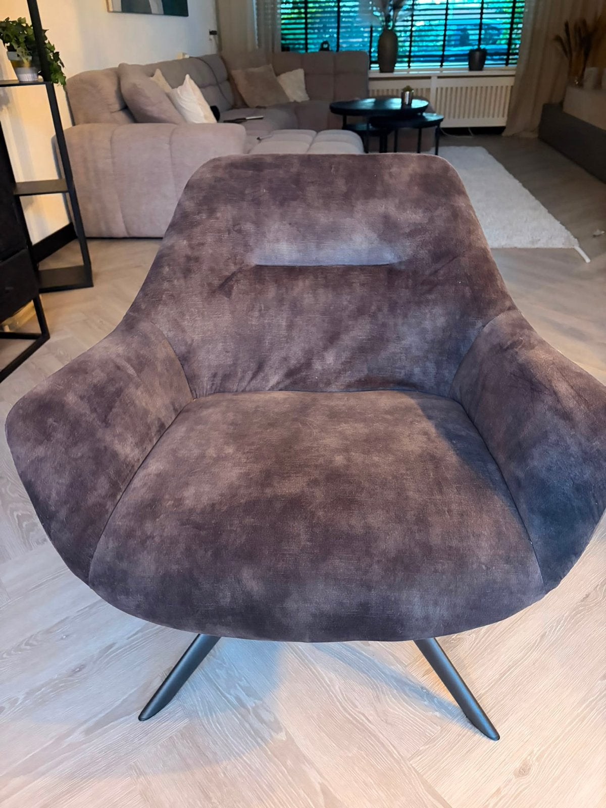 Moderne Hilton Fauteuil - Comfortabel en Stijlvol, Ophalen, Zo goed als nieuw, Stof, 75 tot 100 cm