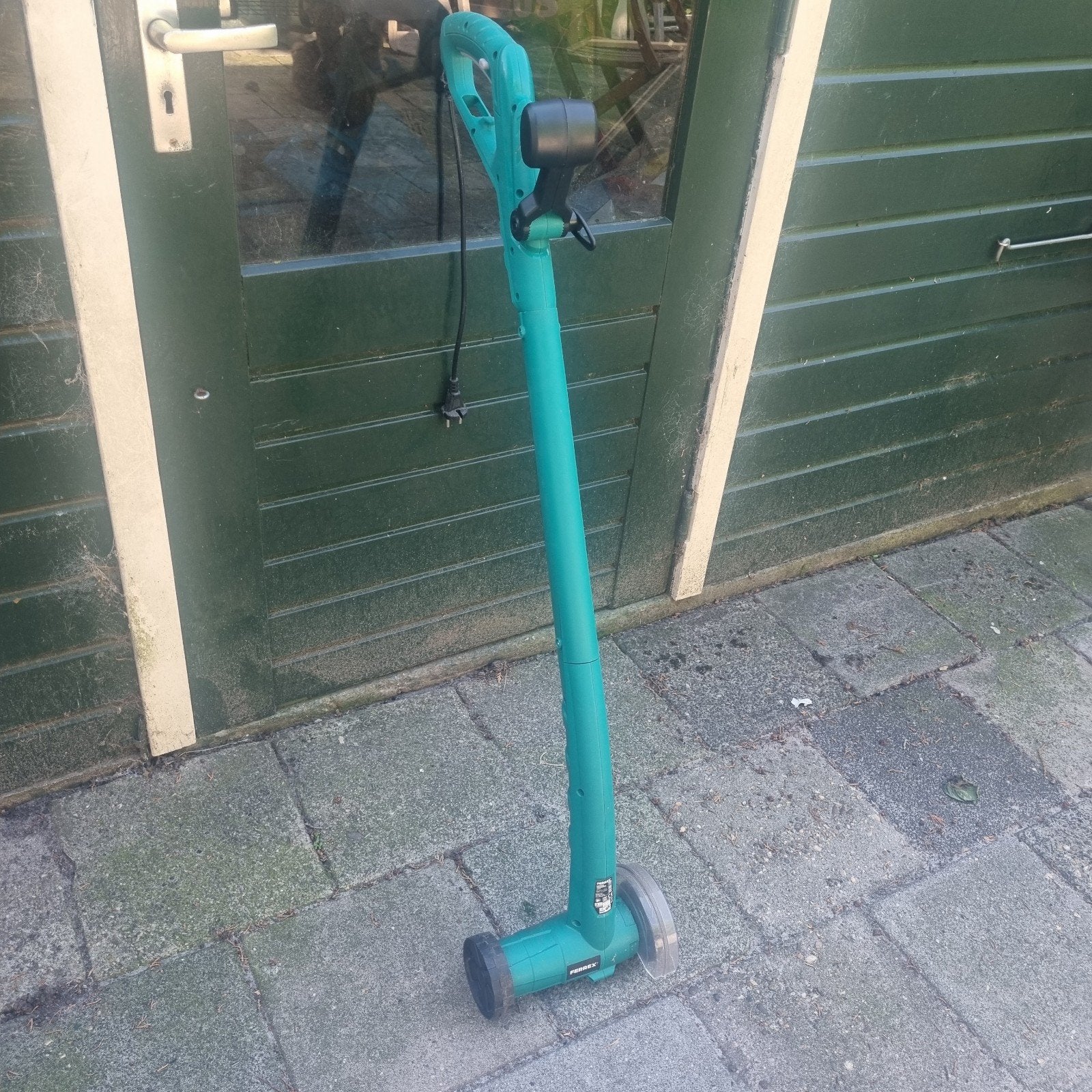 Voegenreiniger/ onkruidborstel, Ophalen, Zo goed als nieuw, Elektrisch, Ferrex