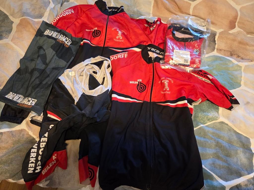 Mountainbike kleding en fietsbril met opsterkte brilletje., Ophalen of Verzenden, Nieuw, Overige maten
