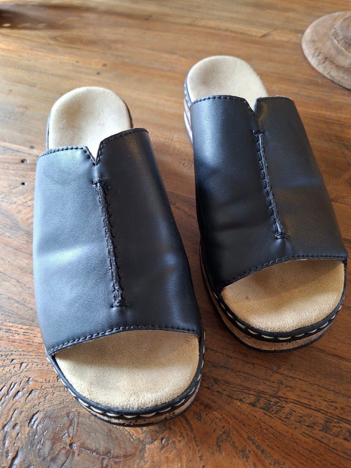 Rieker zwarte slippers maat 40, Kleding | Dames, Ophalen of Verzenden