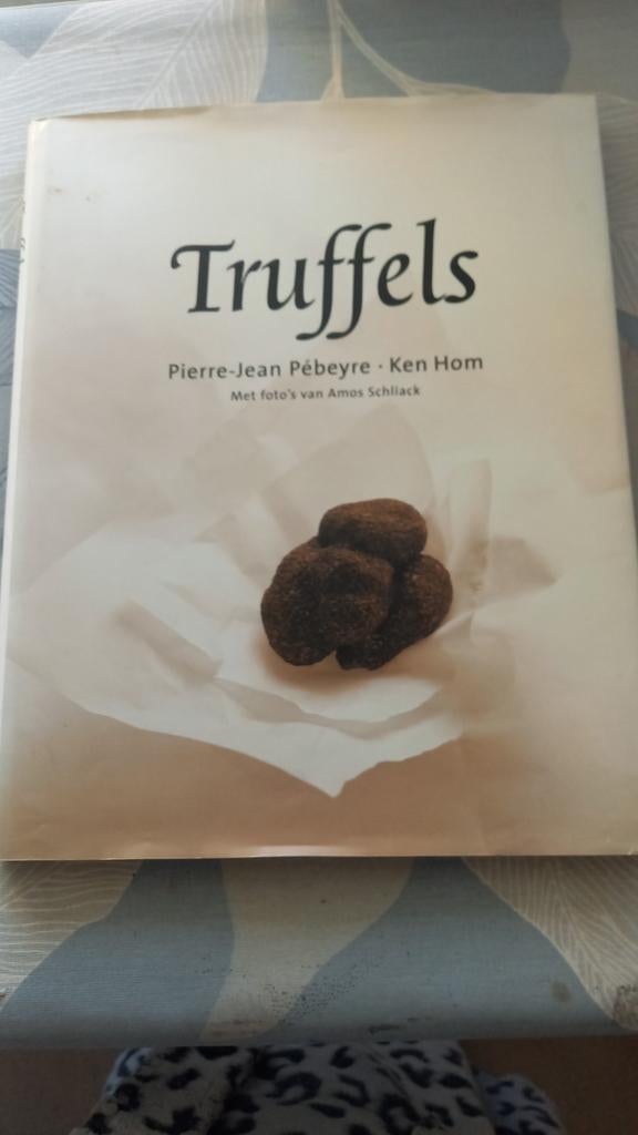 Truffels - Kookboek door Pierre-Jean Pébeyre & Ken Hom, Boeken, Kookboeken, Pierre-Jean Pébeyre, Ken Hom, Ophalen of Verzenden