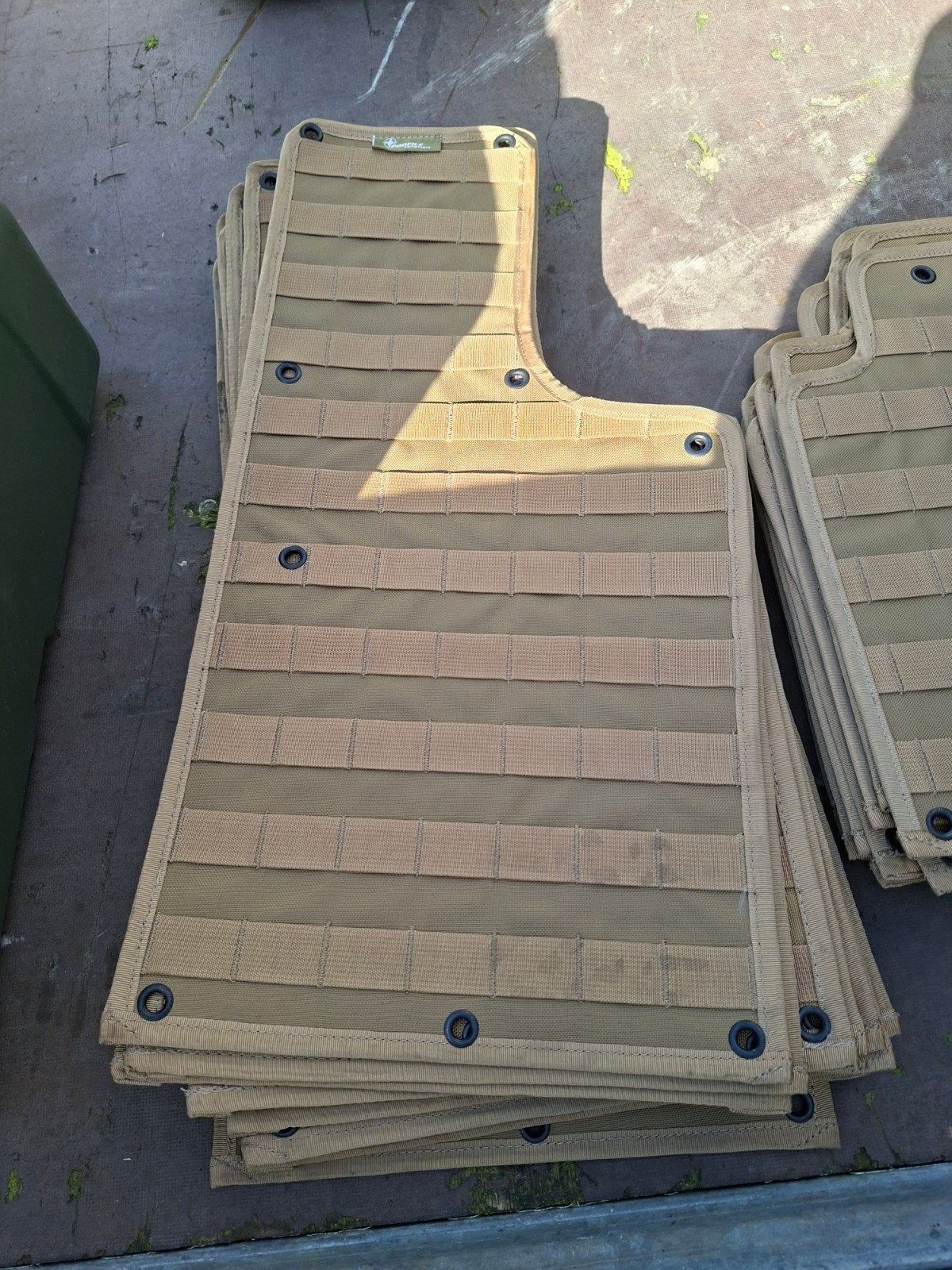 MOLLE-panelen voor voertuig of opslag - Tan/Coyote, Ophalen of Verzenden, Gebruikt