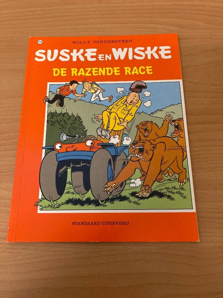 Suske en Wiske - De Razende Race (nummer 249), Willy Vandersteen, Eén stripboek, Ophalen of Verzenden, Zo goed als nieuw