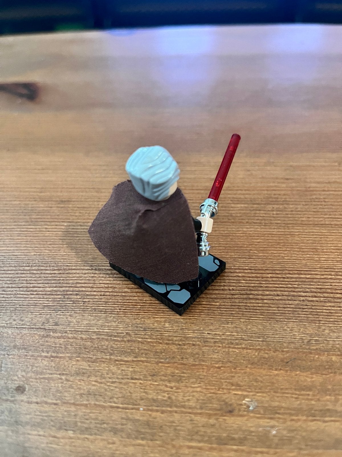 Lego Star Wars Count Dooku met lightsaber en cape, Ophalen of Verzenden, Gebruikt