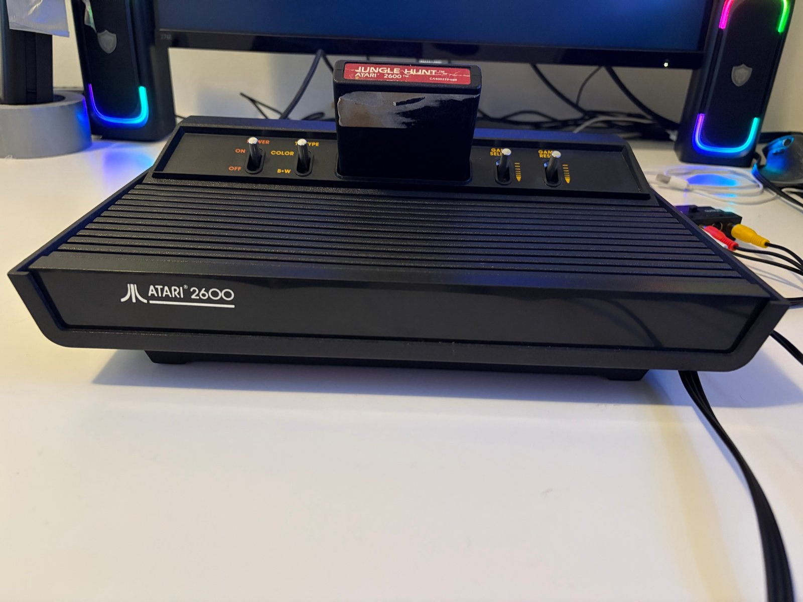 Atari 2600 4-switcher “Vader” met composite video uitgang, Spelcomputers en Games, Spelcomputers | Atari, Ophalen of Verzenden