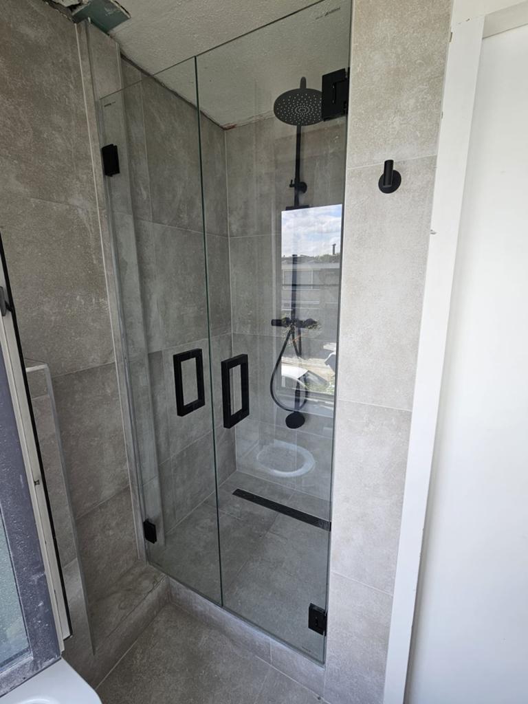 Sealskin IAM Douche swingdeur nis 8mm mat zwart nieuw, Doe-het-zelf en Verbouw, Sanitair, Ophalen of Verzenden, Nieuw, Douche