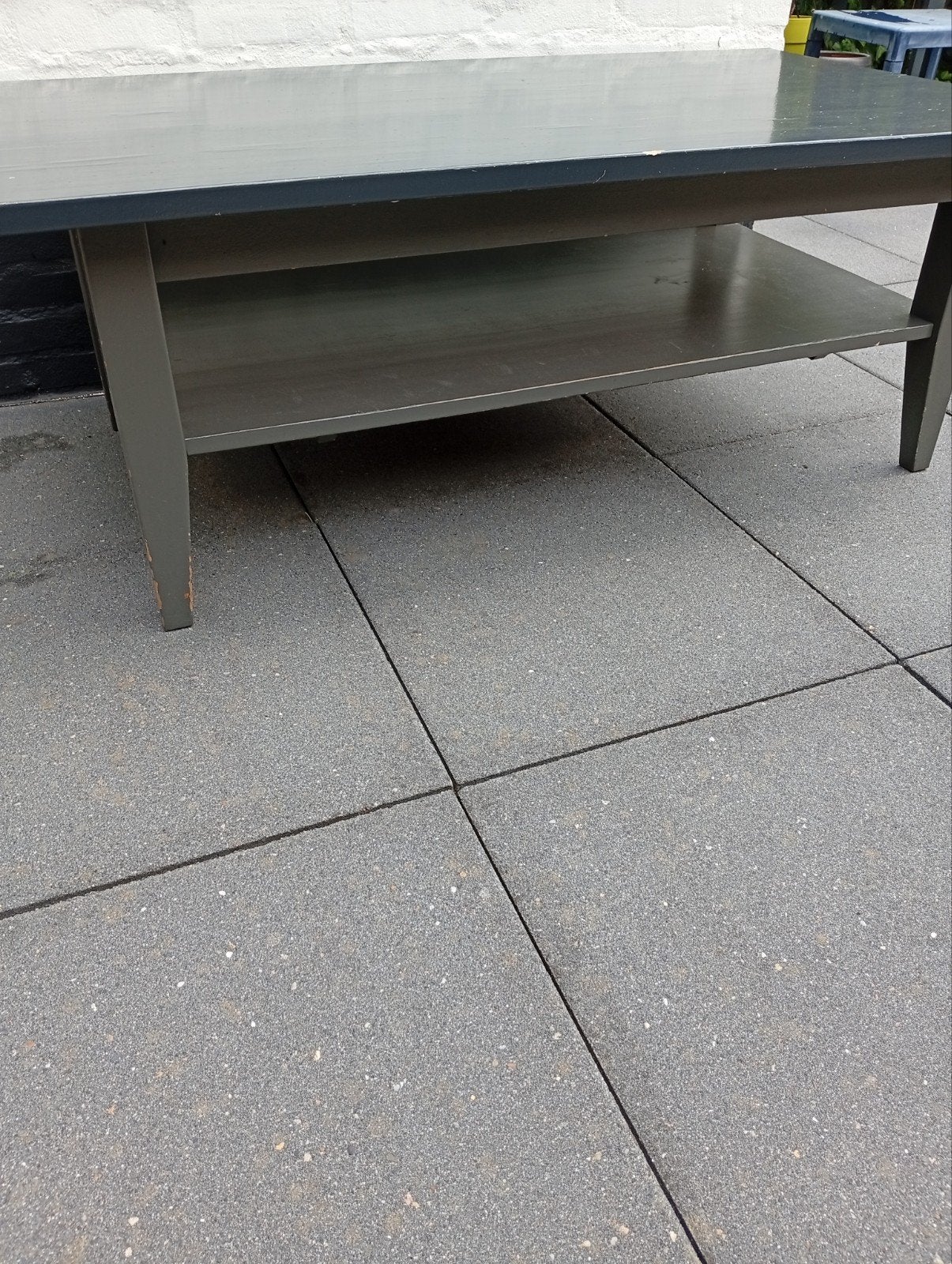 Grijze salontafel met opbergplank, Ophalen, Gebruikt, 100 tot 150 cm, 50 tot 100 cm