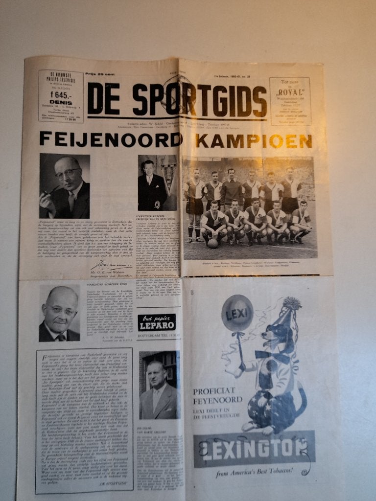 Zeldzame  Feijenoord Sportgids 1961, Ophalen of Verzenden, Zo goed als nieuw, Feyenoord, Poster, Plaatje of Sticker